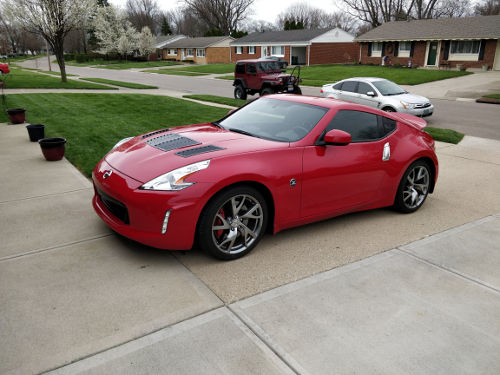 Red 370Z Hood Vents